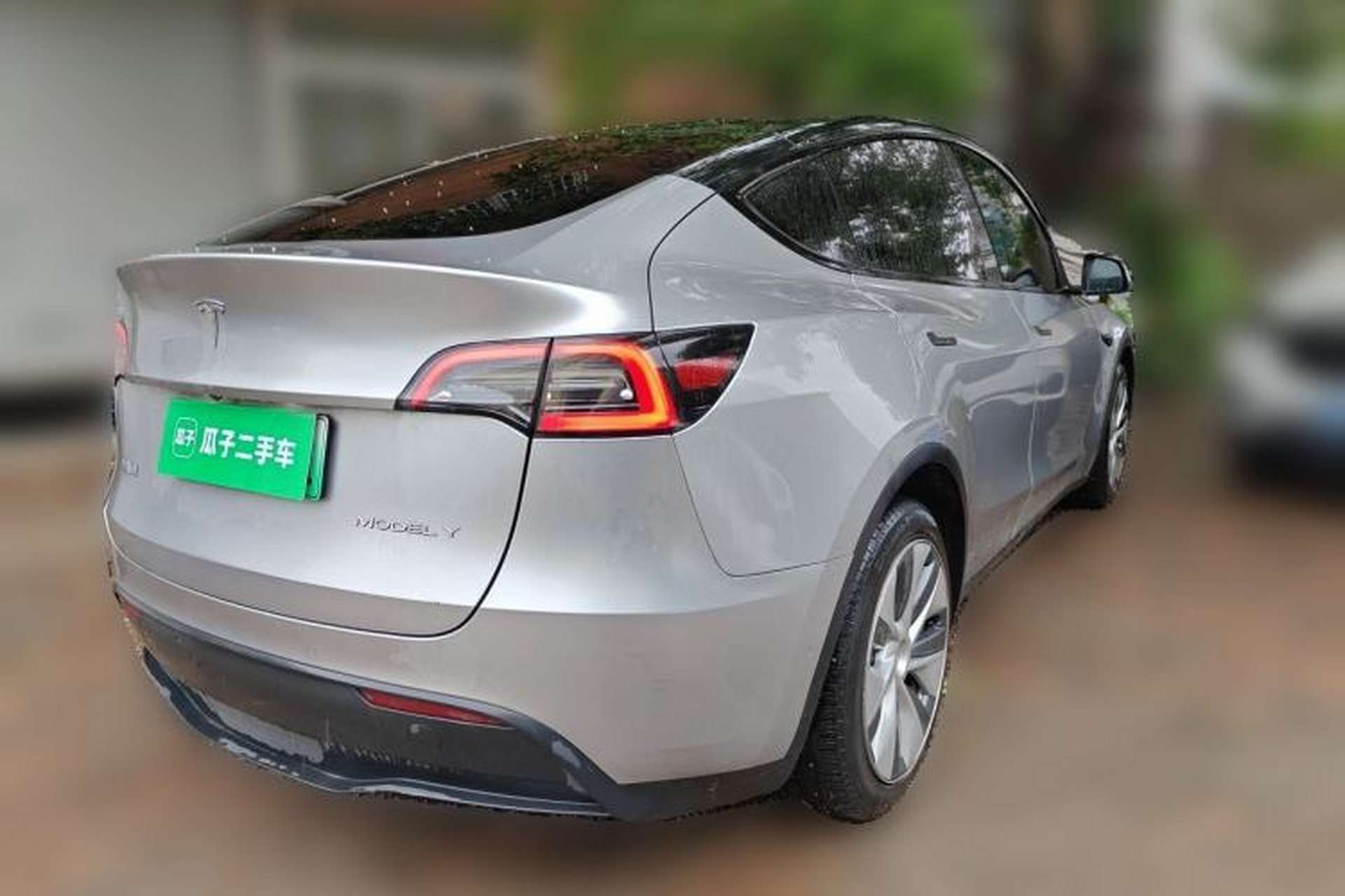 Used Tesla Model Y 2021 Revised Version 2 Long-Range All-Wheel-Drive Edition Rear Right 45 Deg
