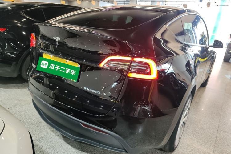 Used Tesla Model Y 2021 Long-Range All-Wheel-Drive Version Rear Right 45 Deg