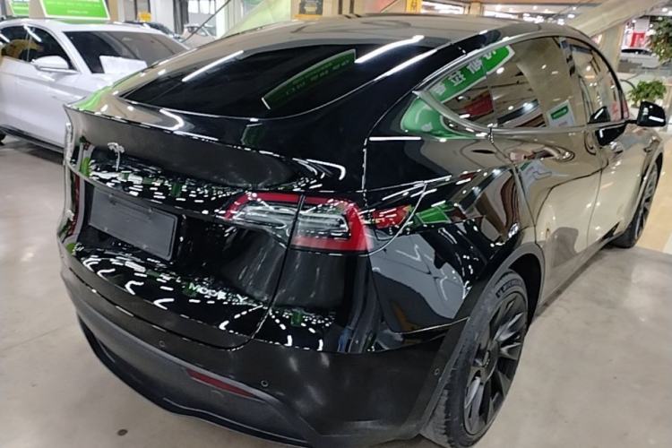 Used Tesla Model Y 2021 Standard Range Rear-Wheel Drive Version Rear Right 45 Deg