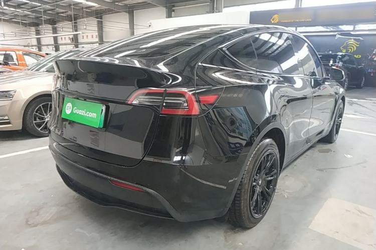 Used Tesla Model Y 2021 Standard Range Rear-Wheel Drive Version Rear Right 45 Deg