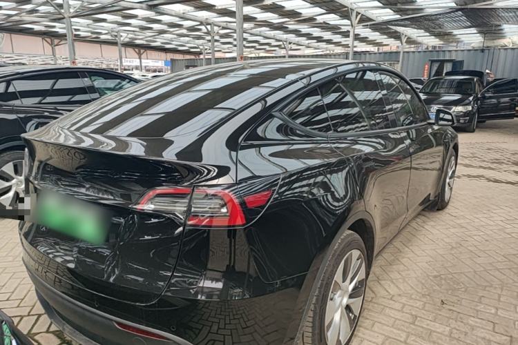 Used Tesla Model Y 2021 Standard Range Rear-Wheel Drive Version Rear Right 45 Deg