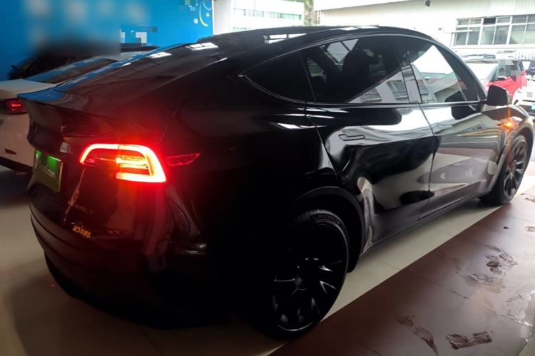 Used Tesla Model Y 2021 Standard Range Rear-Wheel Drive Version Rear Right 45 Deg
