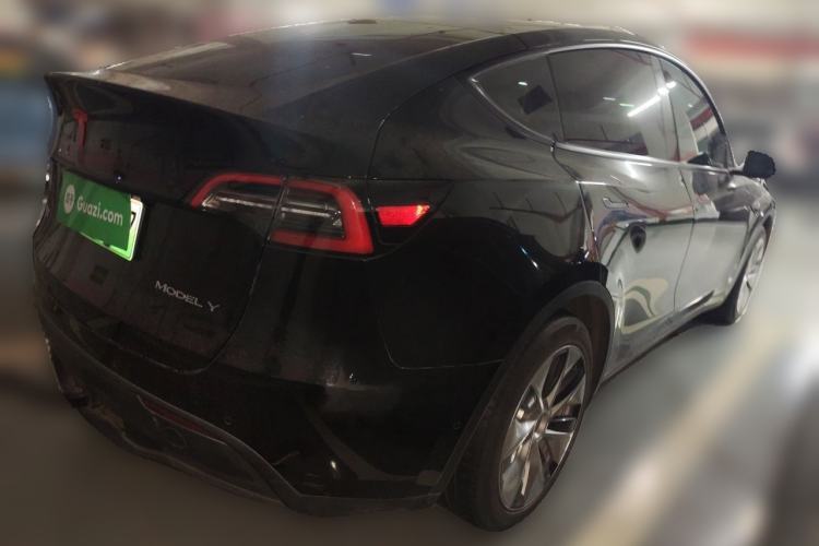 Used Tesla Model Y 2021 Standard Range Rear-Wheel Drive Version Rear Right 45 Deg