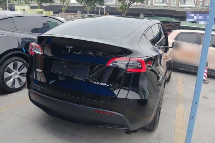 Used Tesla Model Y 2021 Long-Range All-Wheel-Drive Version 3D7 Rear Right 45 Deg