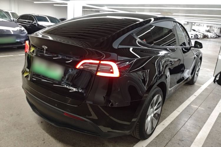 Used Tesla Model Y 2021 Standard Range Rear-Wheel Drive Version Rear Right 45 Deg