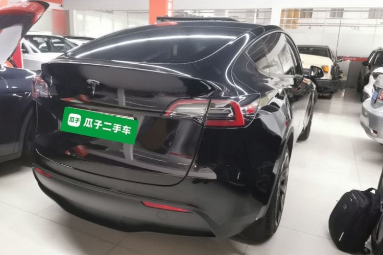 Used Tesla Model Y 2021 Long-Range All-Wheel-Drive Version 3D7 Rear Right 45 Deg