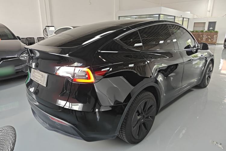 Used Tesla Model Y 2021 Long-Range All-Wheel-Drive Version Rear Right 45 Deg