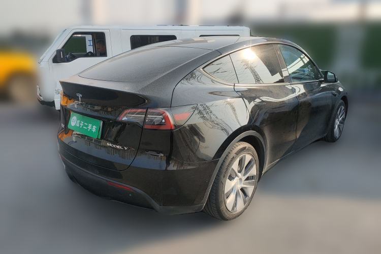 Used Tesla Model Y 2021 Standard Range Rear-Wheel Drive Version Rear Right 45 Deg