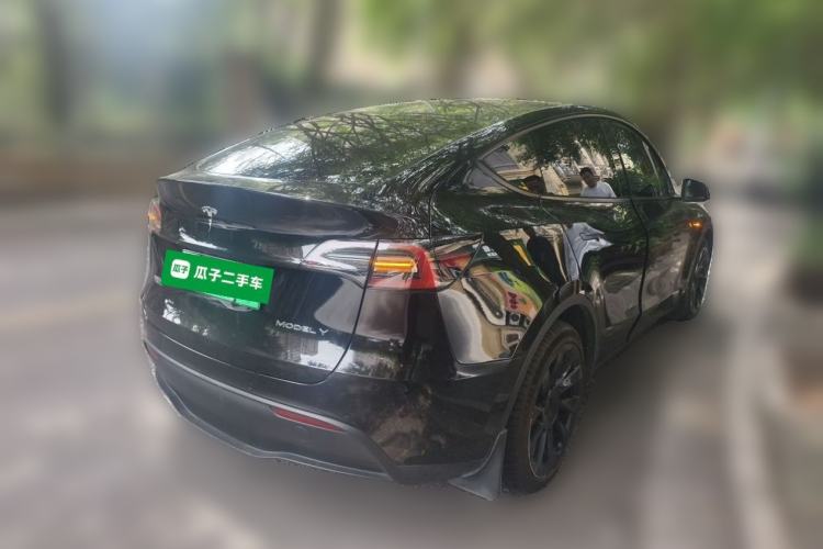 Used Tesla Model Y 2021 Standard Range Rear-Wheel Drive Version Rear Right 45 Deg