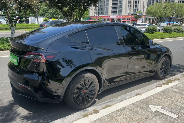 Used Tesla Model Y 2021 Standard Range Rear-Wheel Drive Version Rear Right 45 Deg