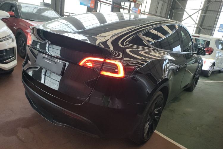 Used Tesla Model Y 2021 Long-Range All-Wheel-Drive Version Rear Right 45 Deg