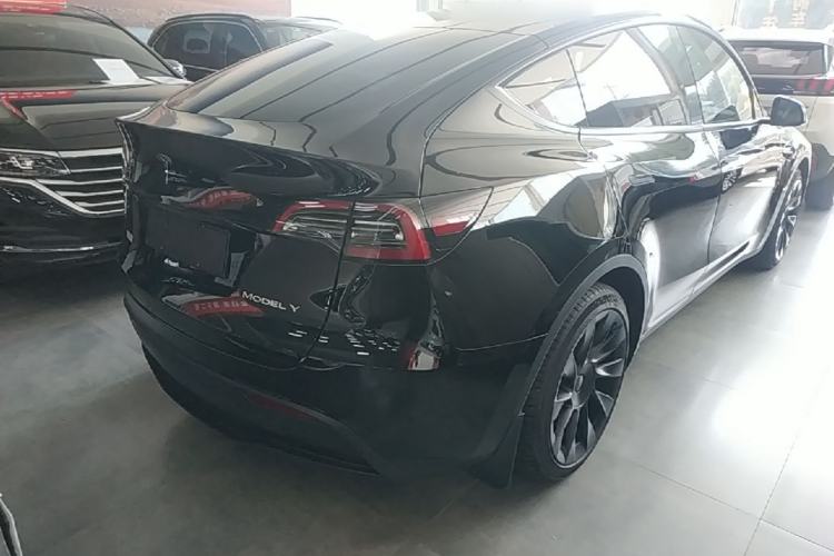Used Tesla Model Y 2021 Standard Range Rear-Wheel Drive Version Rear Right 45 Deg