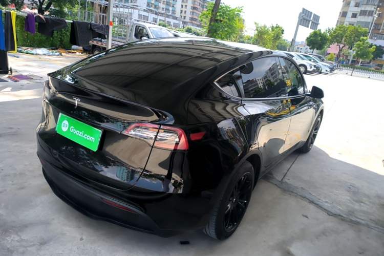 Used Tesla Model Y 2021 Long-Range All-Wheel-Drive Version Rear Right 45 Deg