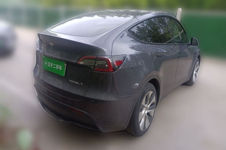 Used Tesla Model Y 2021 Standard Range Rear-Wheel Drive Version Rear Right 45 Deg