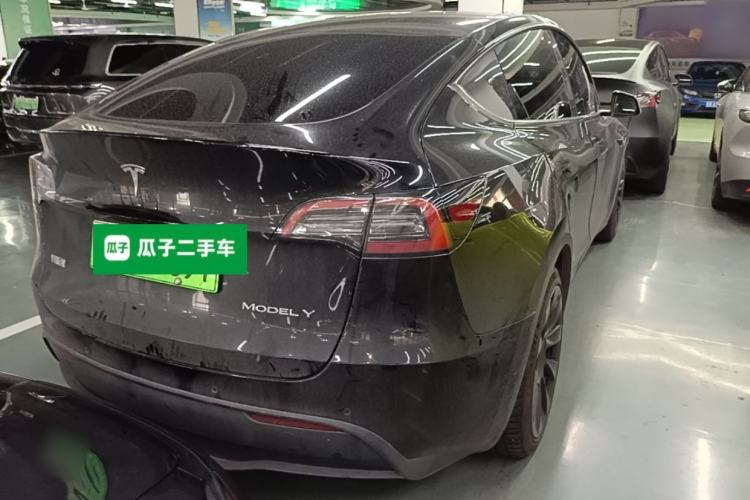 Used Tesla Model Y 2021 Standard Range Rear-Wheel Drive Version Rear Right 45 Deg
