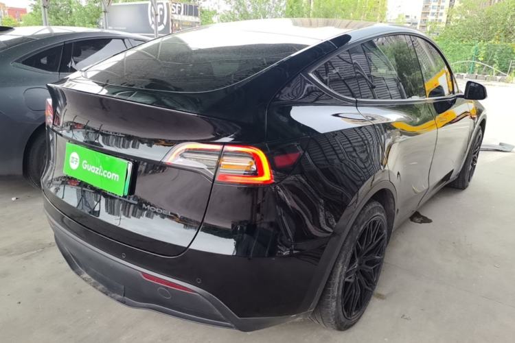Used Tesla Model Y 2021 Standard Range Rear-Wheel Drive Version Rear Right 45 Deg