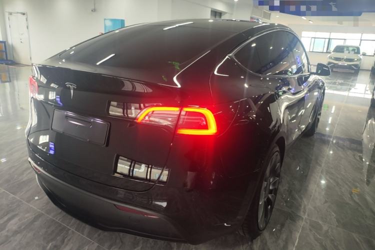 Used Tesla Model Y 2021 Performance High-Performance All-Wheel-Drive Version Rear Right 45 Deg