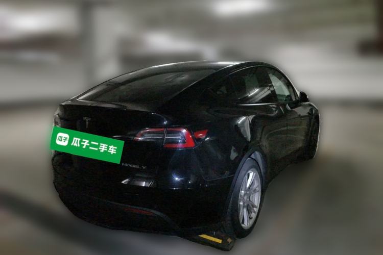 Used Tesla Model Y 2021 Standard Range Rear-Wheel Drive Version Rear Right 45 Deg
