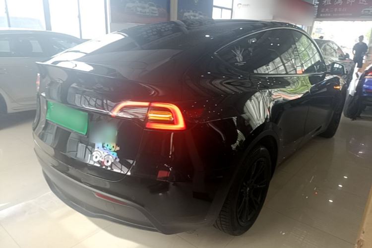 Used Tesla Model Y 2021 Long-Range All-Wheel-Drive Version 3D7 Rear Right 45 Deg