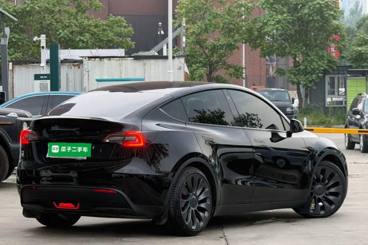 Used Tesla Model Y 2021 Performance High-Performance All-Wheel-Drive Version Rear Right 45 Deg