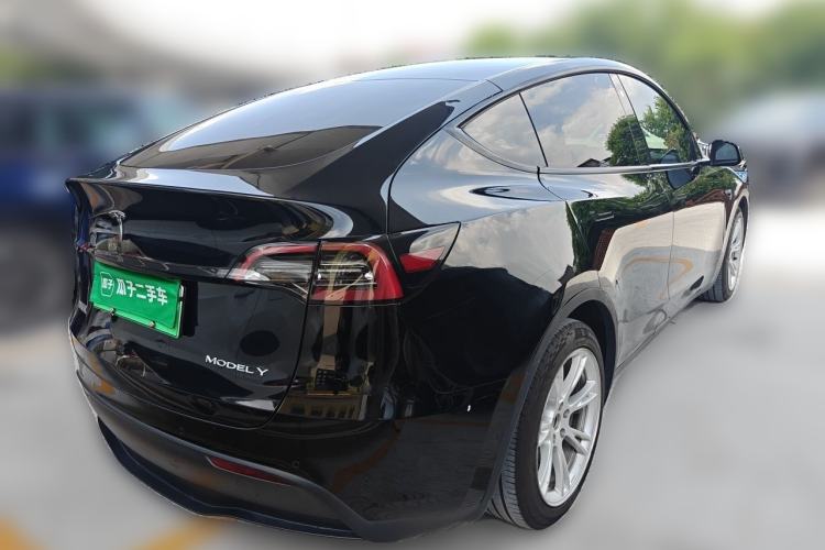 Used Tesla Model Y 2021 Standard Range Rear-Wheel Drive Version Rear Right 45 Deg