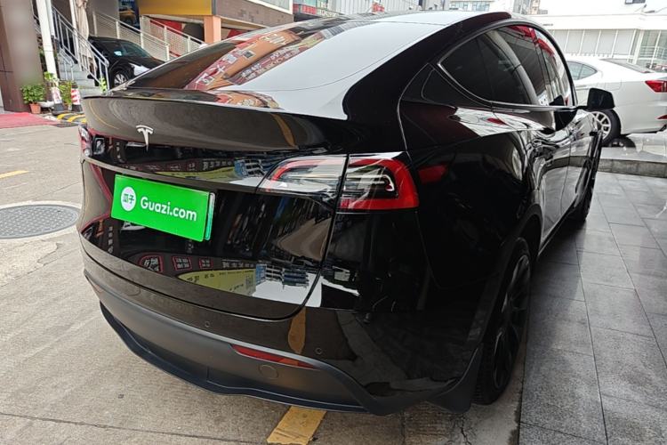 Used Tesla Model Y 2021 Standard Range Rear-Wheel Drive Version Rear Right 45 Deg