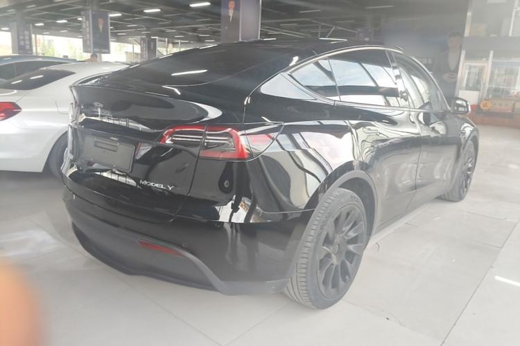 Used Tesla Model Y 2021 Standard Range Rear-Wheel Drive Version Rear Right 45 Deg