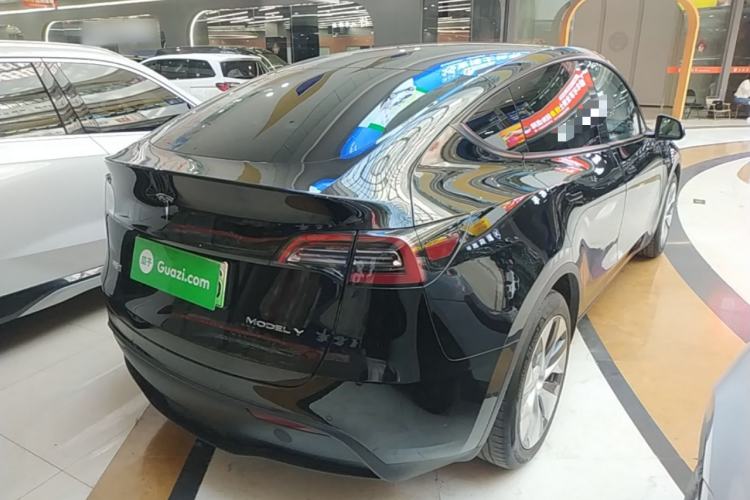 Used Tesla Model Y 2021 Standard Range Rear-Wheel Drive Version Rear Right 45 Deg