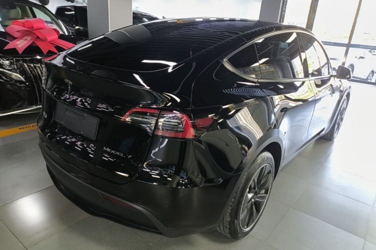 Used Tesla Model Y 2021 Long-Range All-Wheel-Drive Version 3D7 Rear Right 45 Deg
