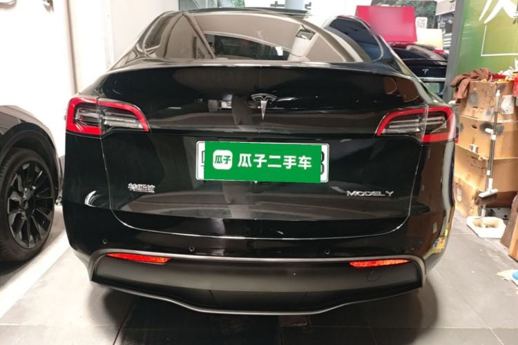 Used Tesla Model Y 2021 Long-Range All-Wheel-Drive Version Rear