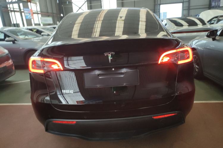 Used Tesla Model Y 2021 Long-Range All-Wheel-Drive Version Rear