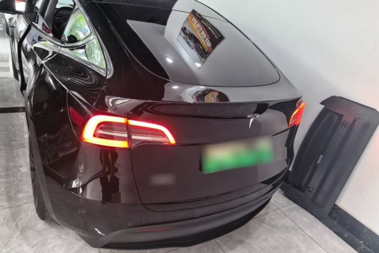Used Tesla Model Y 2021 Long-Range All-Wheel-Drive Version Rear