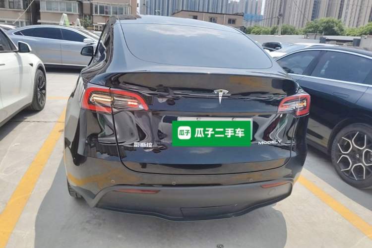 Used Tesla Model Y 2021 Standard Range Rear-Wheel Drive Version Rear