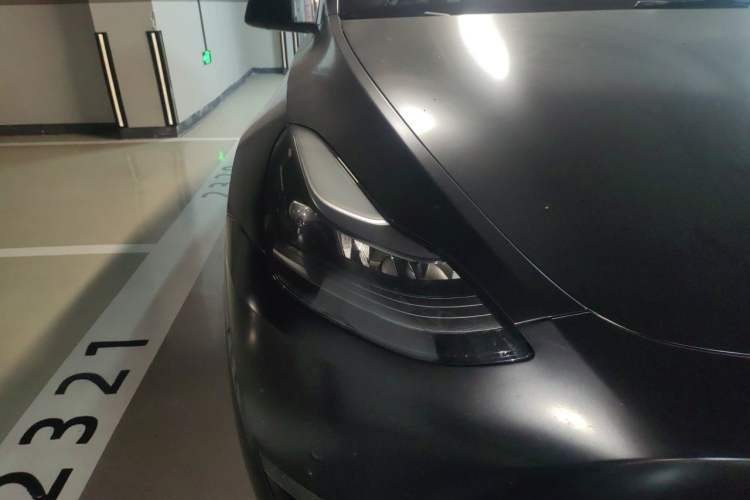 Used Tesla Model Y 2021 Standard Range Rear-Wheel Drive Version Right Front Headlight