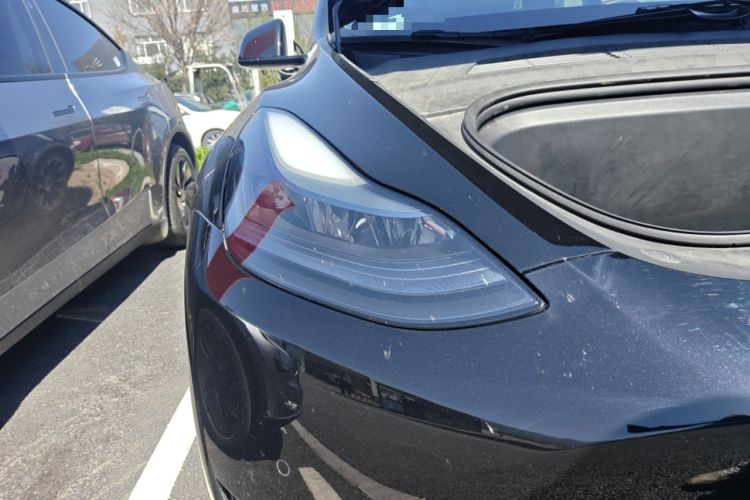 Used Tesla Model Y 2021 Standard Range Rear-Wheel Drive Version Right Front Headlight