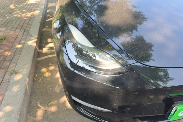Used Tesla Model Y 2021 Long-Range All-Wheel-Drive Version Right Front Headlight