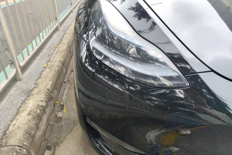 Used Tesla Model Y 2021 Revised Version 2 Long-Range All-Wheel-Drive Edition Right Front Headlight