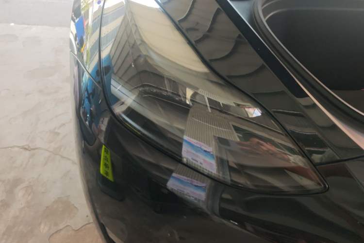 Used Tesla Model Y 2021 Long-Range All-Wheel-Drive Version 3D7 Right Front Headlight