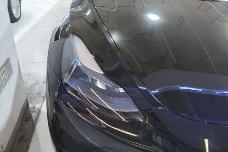 Used Tesla Model Y 2021 Long-Range All-Wheel-Drive Version Right Front Headlight