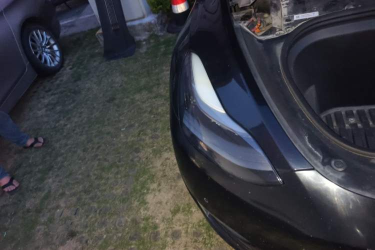 Used Tesla Model Y 2021 Standard Range Rear-Wheel Drive Version Right Front Headlight