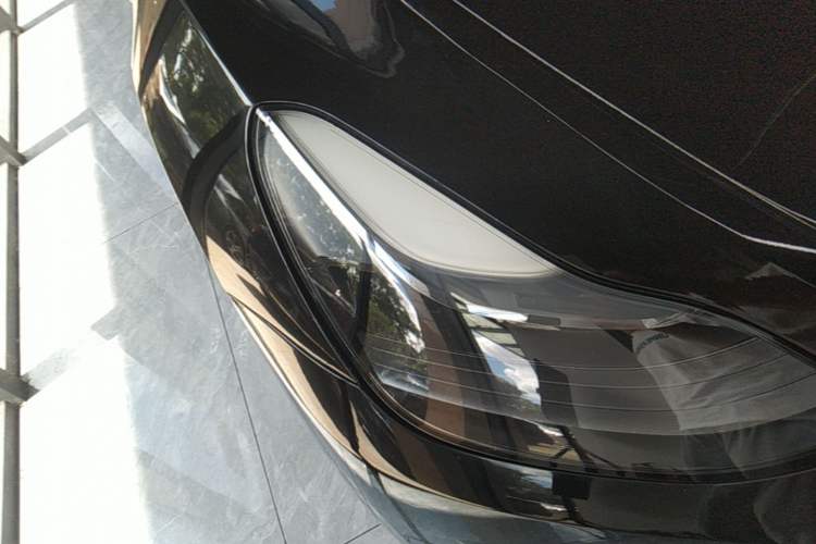 Used Tesla Model Y 2021 Long-Range All-Wheel-Drive Version 3D7 Right Front Headlight