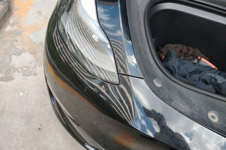 Used Tesla Model Y 2021 Standard Range Rear-Wheel Drive Version Right Front Headlight