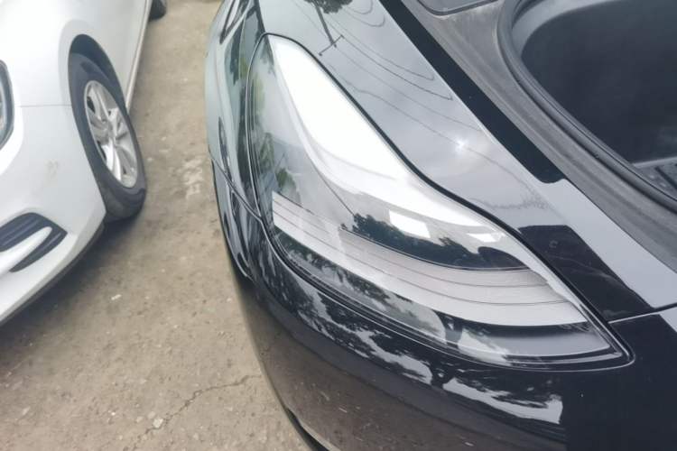 Used Tesla Model Y 2021 Long-Range All-Wheel-Drive Version 3D7 Right Front Headlight