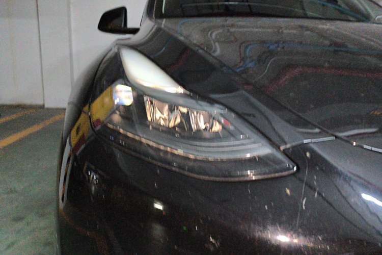 Used Tesla Model Y 2021 Long-Range All-Wheel-Drive Version 3D7 Right Front Headlight