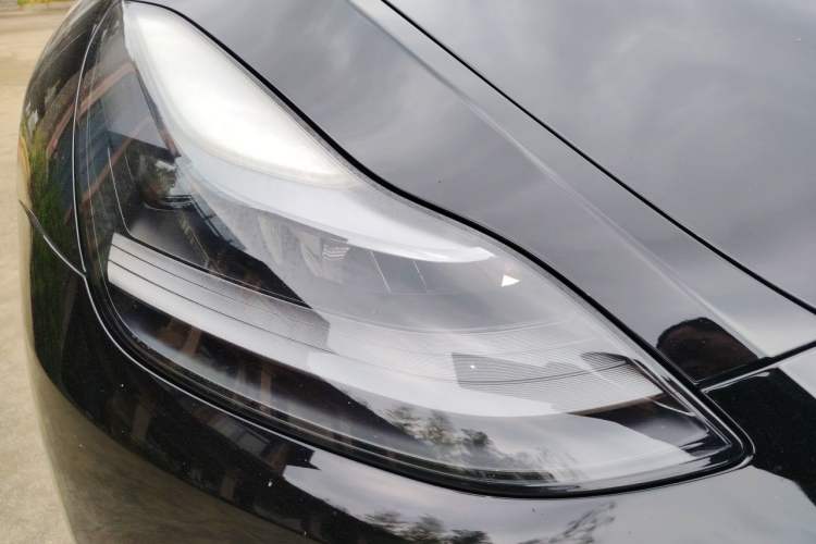 Used Tesla Model Y 2021 Performance High-Performance All-Wheel-Drive Version Right Front Headlight