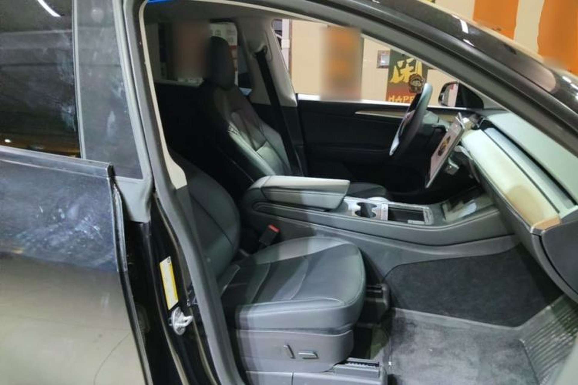 Used Tesla Model Y 2021 Performance High-Performance All-Wheel-Drive Version Right Front Seat