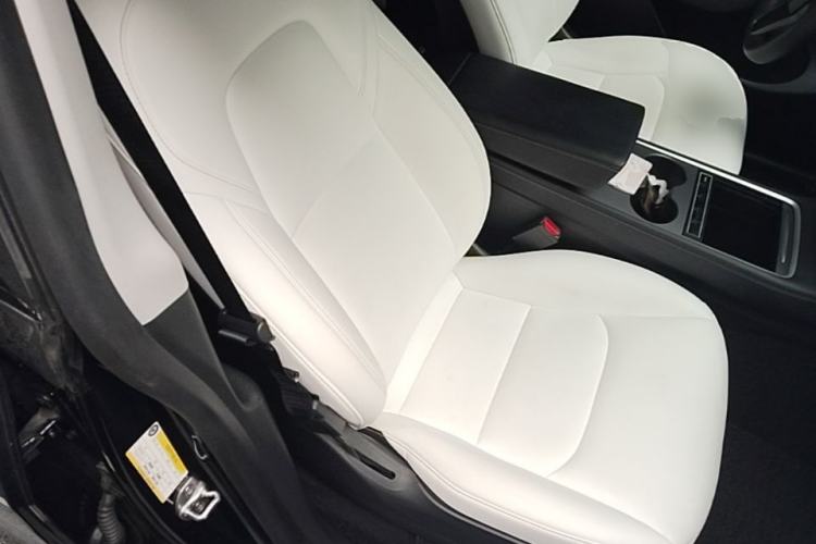 Used Tesla Model Y 2021 Performance High-Performance All-Wheel-Drive Version Right Front Seat