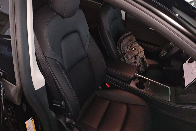 Used Tesla Model Y 2021 Performance High-Performance All-Wheel-Drive Version Right Front Seat