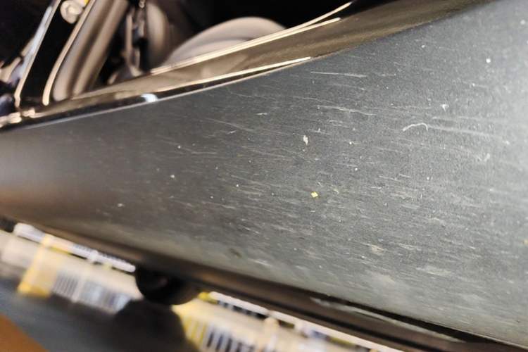 Used Tesla Model Y 2021 Long-Range All-Wheel-Drive Version 3D7 Right Side Sill