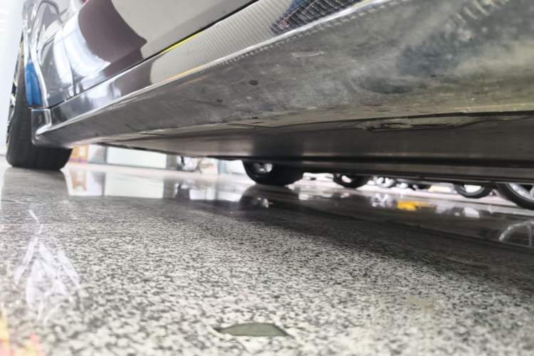Used Tesla Model Y 2021 Performance High-Performance All-Wheel-Drive Version Right Side Sill